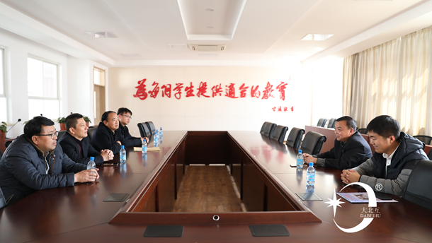 校企合作.jpg