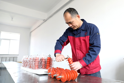 装配车间 孙永增.jpg