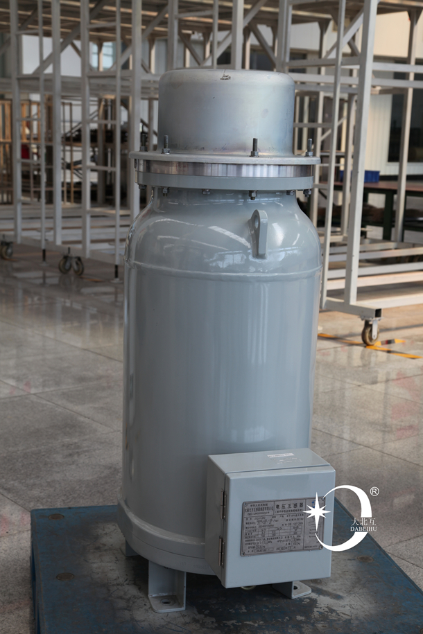 GIS用小型化气体绝缘互感器.jpg